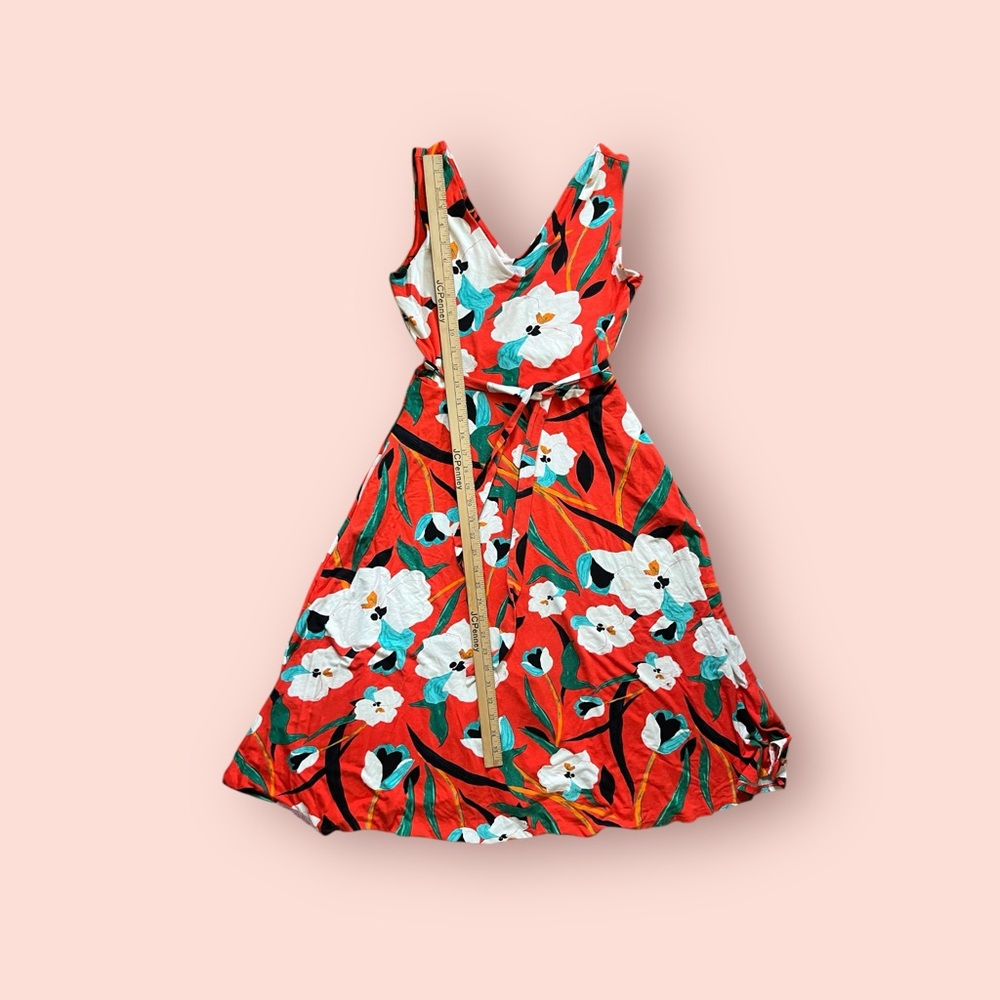 Flowy Spring/Summer Flowered Dress - Picture 6 of 6
